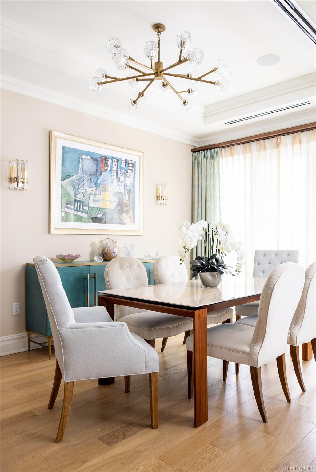 2000 Royal Court 2101