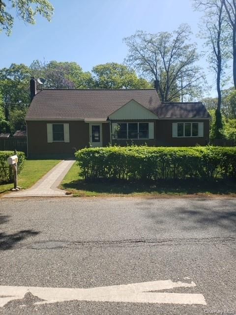 Photo of 19 Oakland Avenue, Miller Place, NY 11764 (MLS # 1001179)