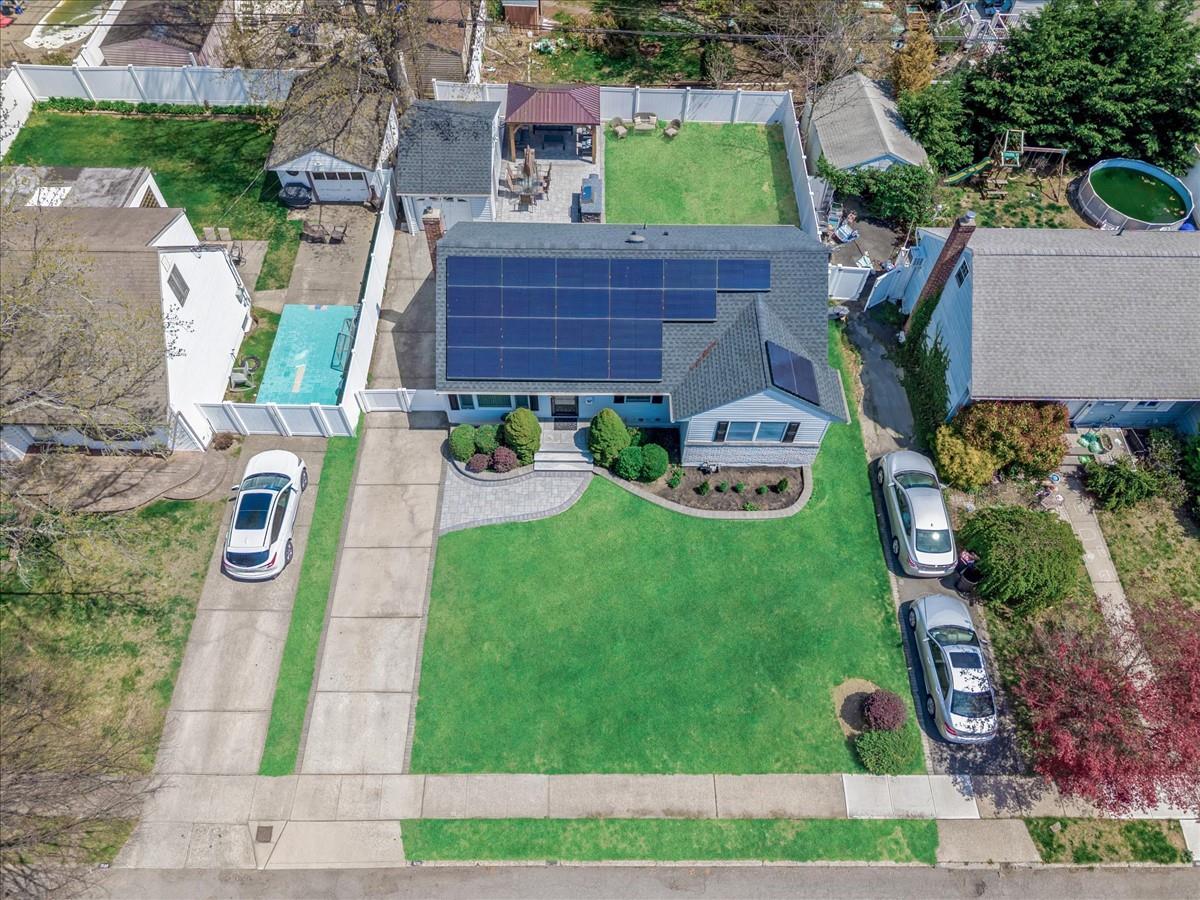 1015 Barrie Avenue, Wantagh, New York image 21