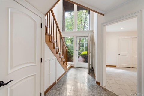 Condo For Sale - 41 E View Court<br/> Jericho, NY 11753