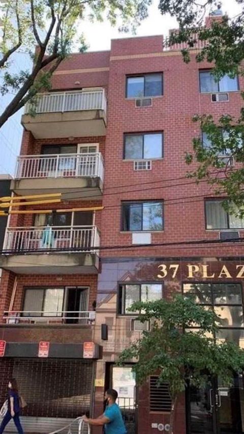 142-28 37th Avenue 3B Flushing NY 11354