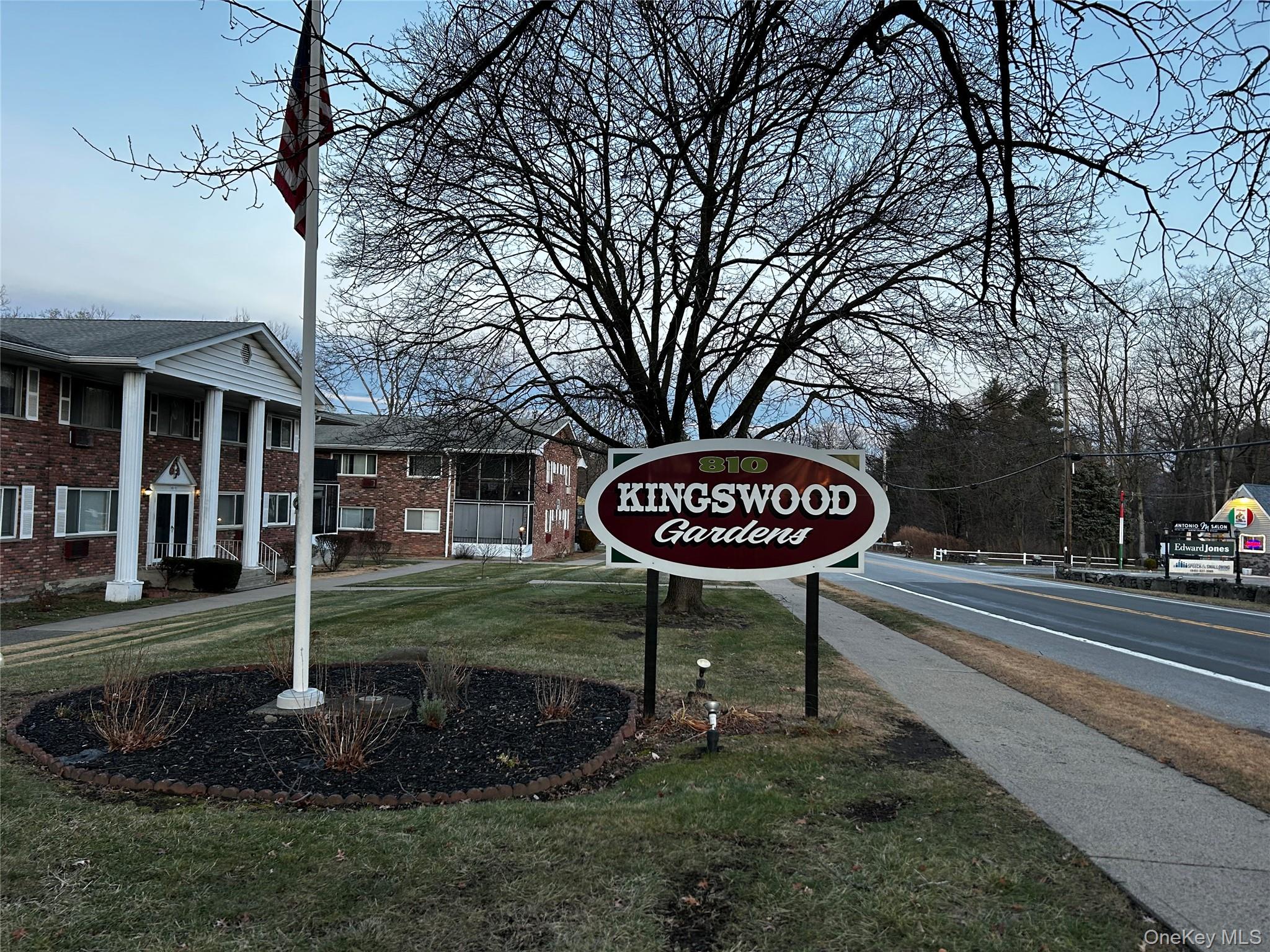 810 Blooming Grove Turnpike 113