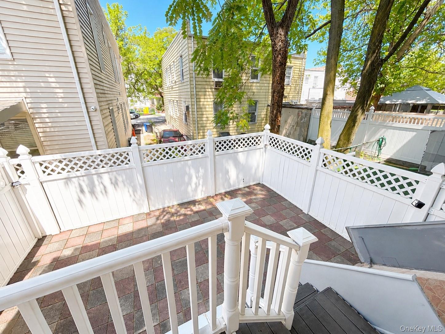 6017 80th Avenue - Photo 4