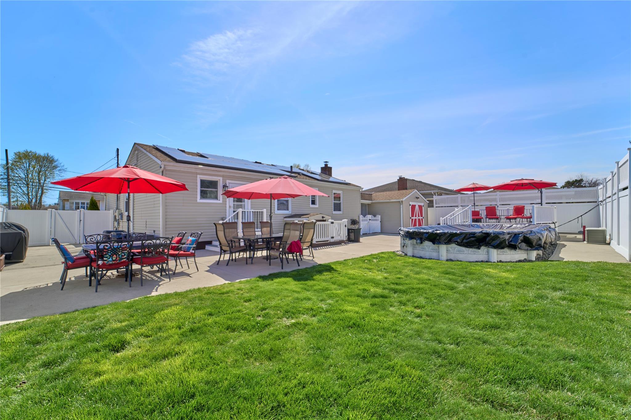 137 Neptune Avenue, West Babylon, New York image 21