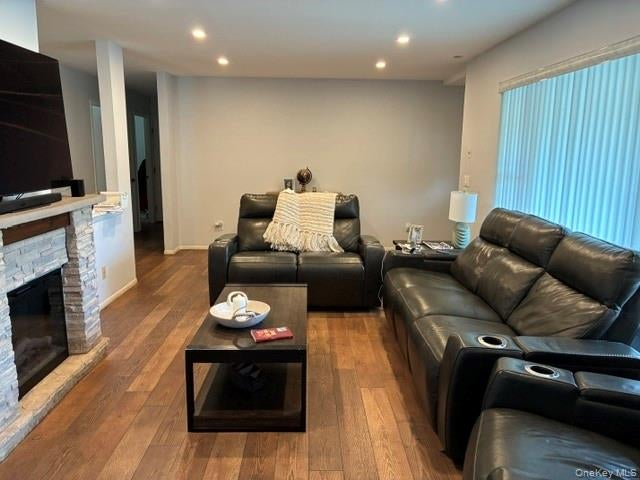 4 Carston Street W