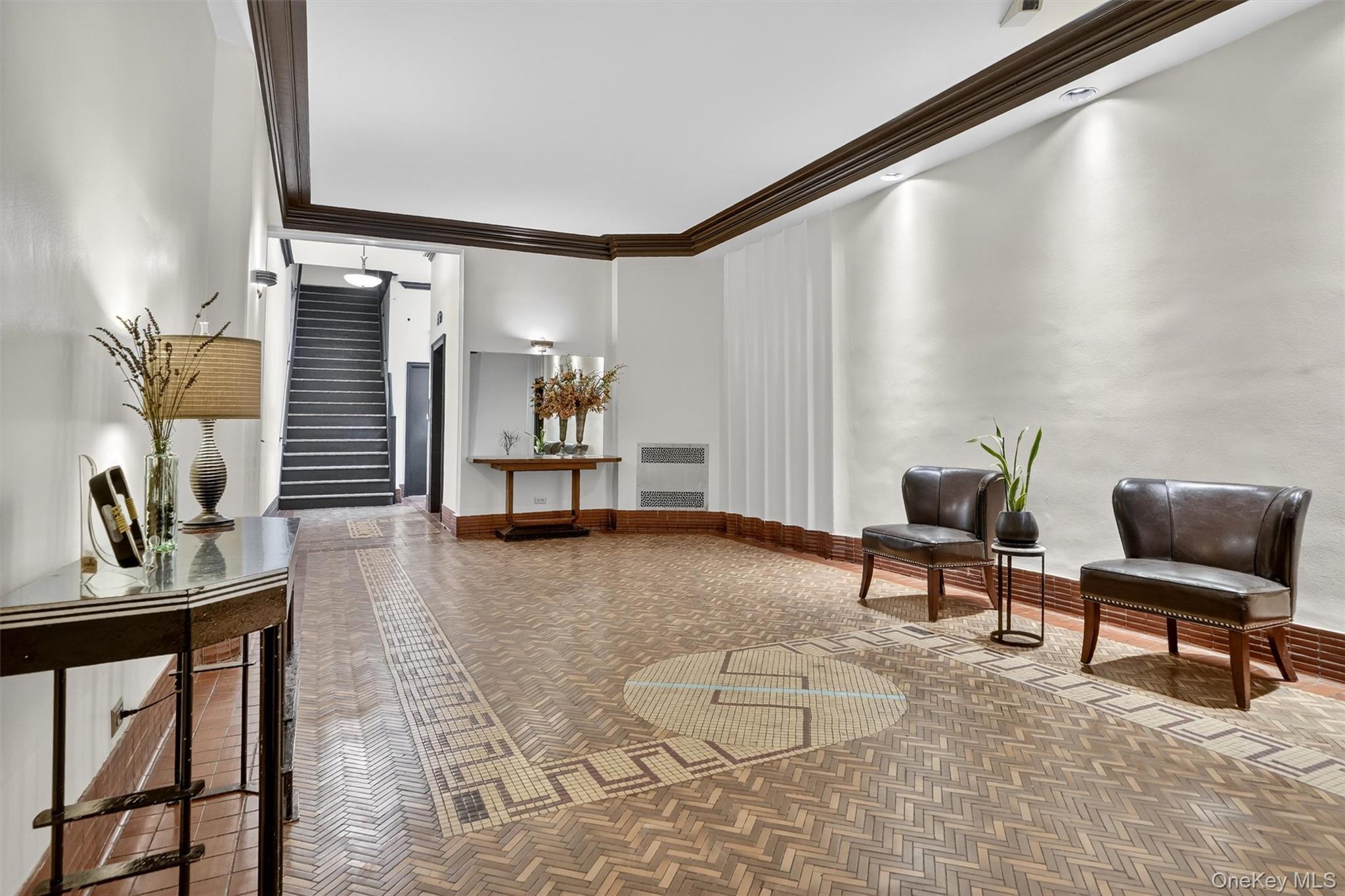 601 Pelham Parkway N 106