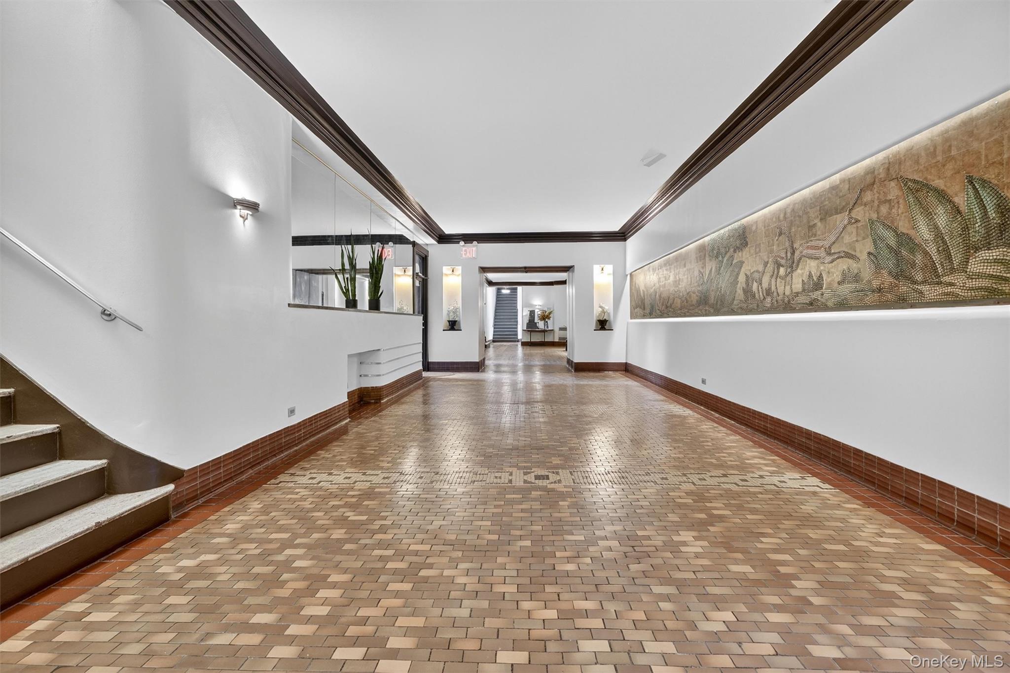 601 Pelham Parkway N 106