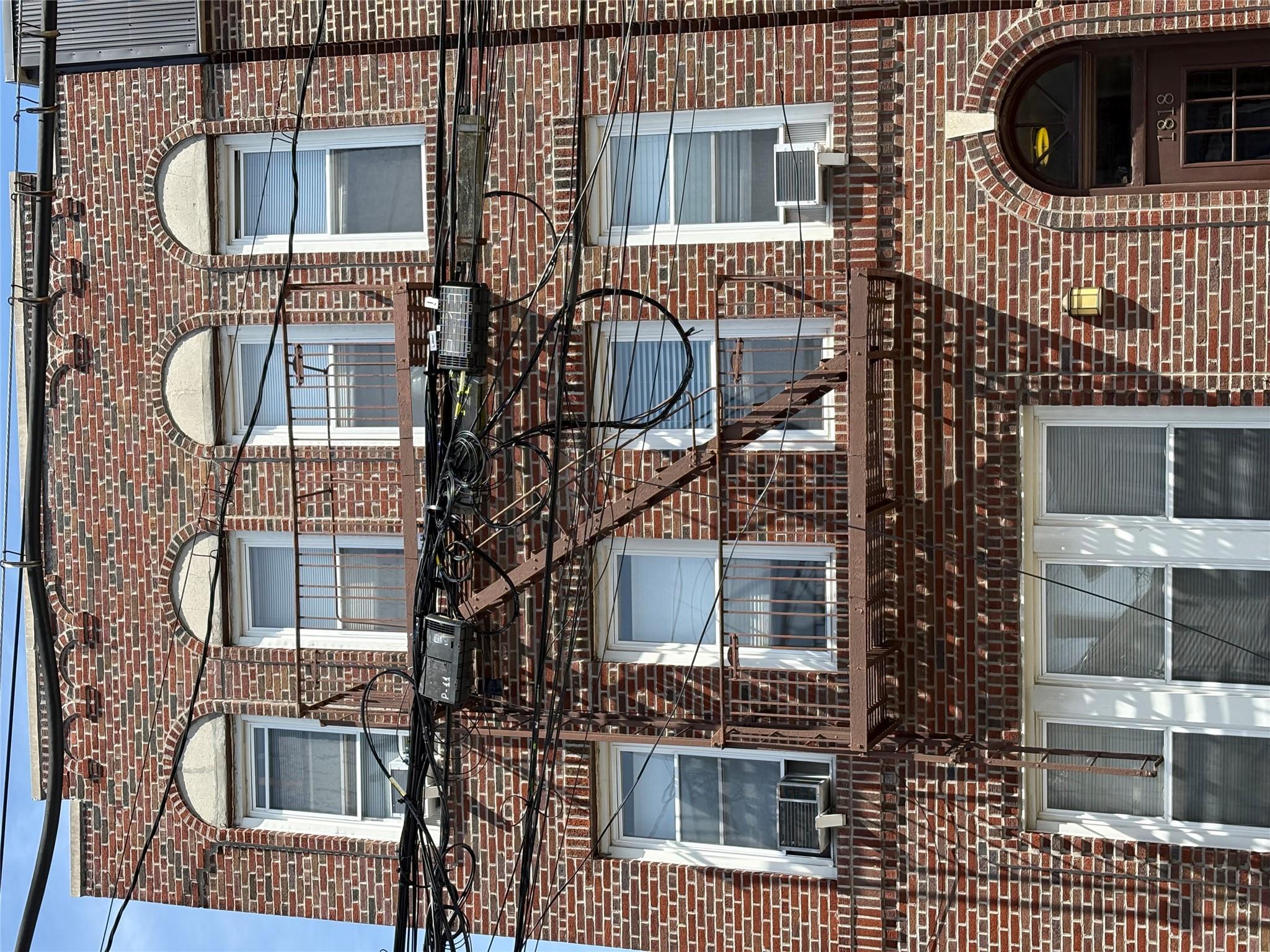 1818 Radcliff Avenue