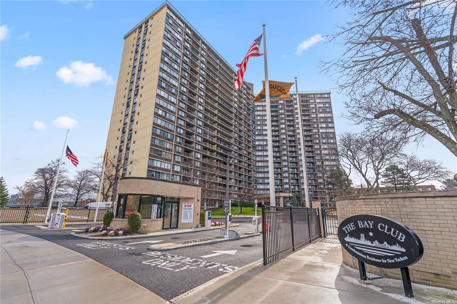 Bay Club Drive 11V, Bayside, Queens, NY - 2 Bedrooms  
2 Bathrooms  
6 Rooms - 
