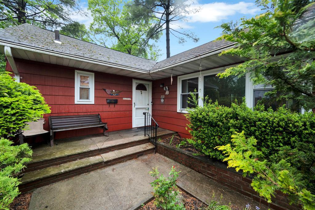 600 Theresa Avenue, West Hempstead, New York image 4