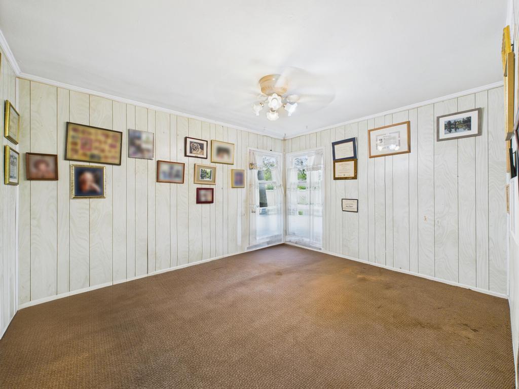 600 Theresa Avenue, West Hempstead, New York image 26