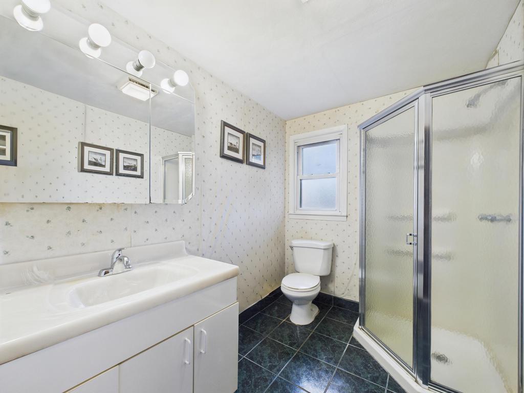 600 Theresa Avenue, West Hempstead, New York image 34