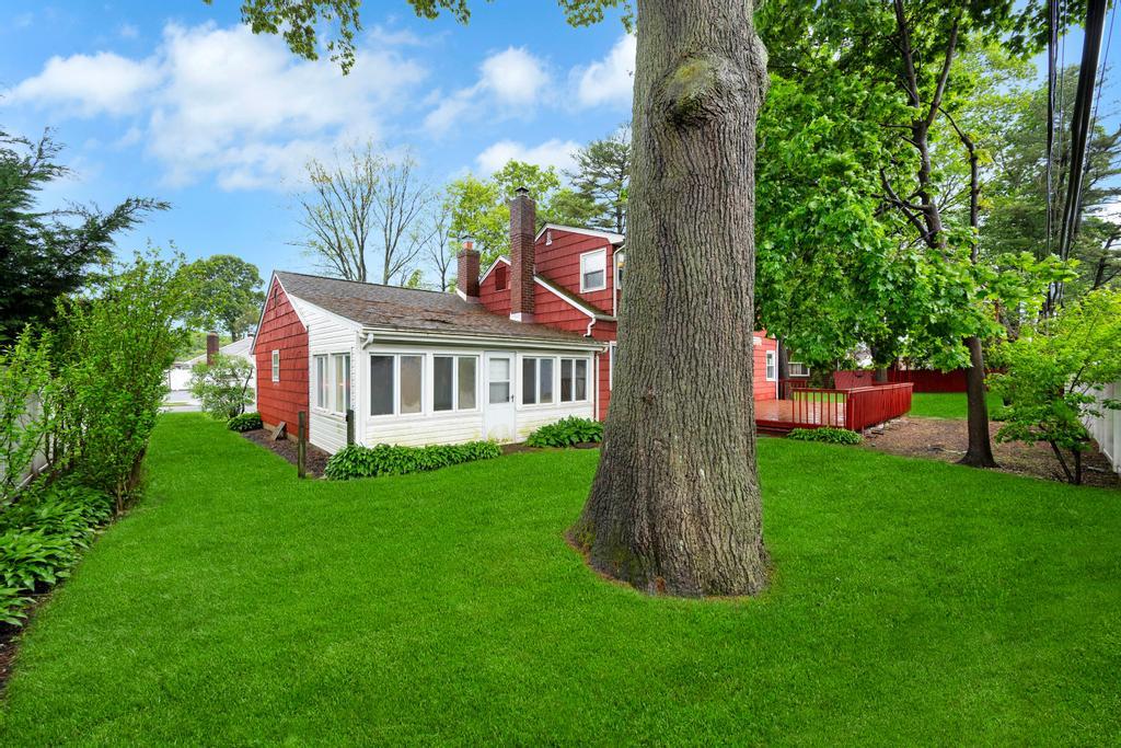 600 Theresa Avenue, West Hempstead, New York image 5