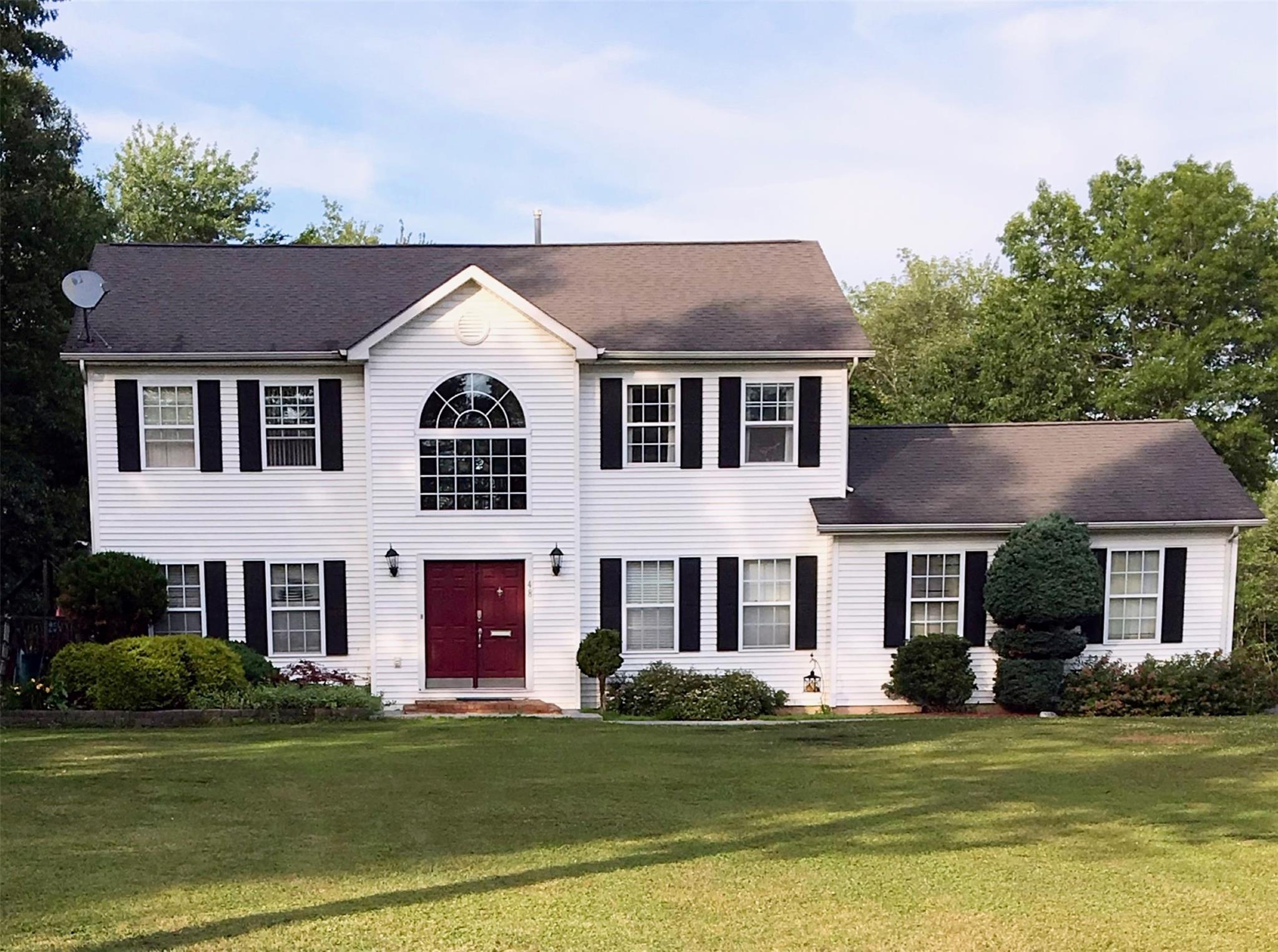 48 James Clark Drive, Middletown, New York image 1