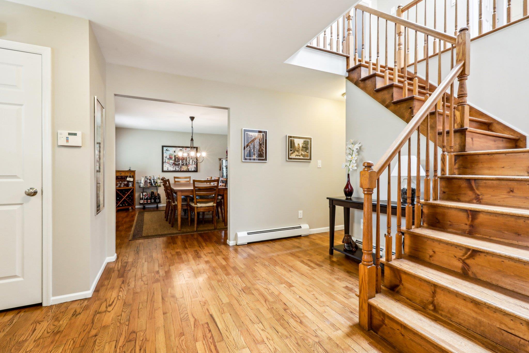 9 Carriage Lane, Nanuet, New York image 16