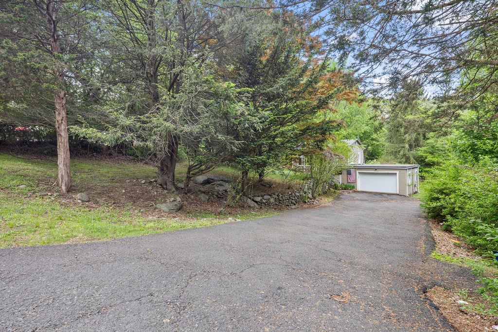 50 New Pomona Road, Suffern, New York image 24