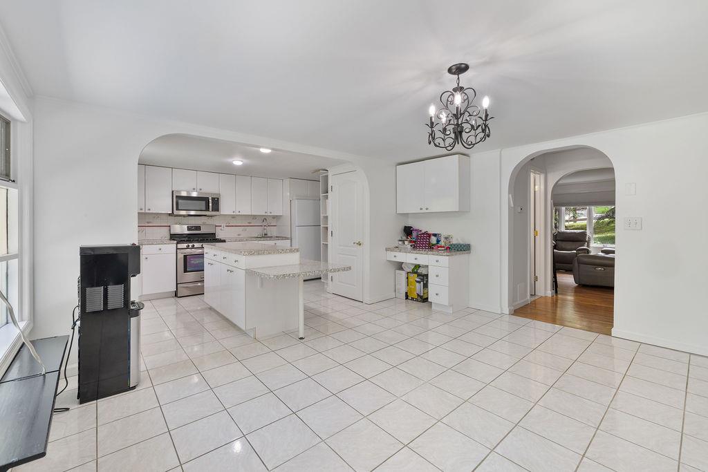 50 New Pomona Road, Suffern, New York image 11