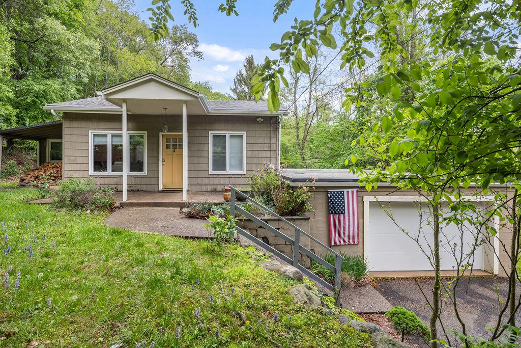 50 New Pomona Road, Suffern, New York image 1