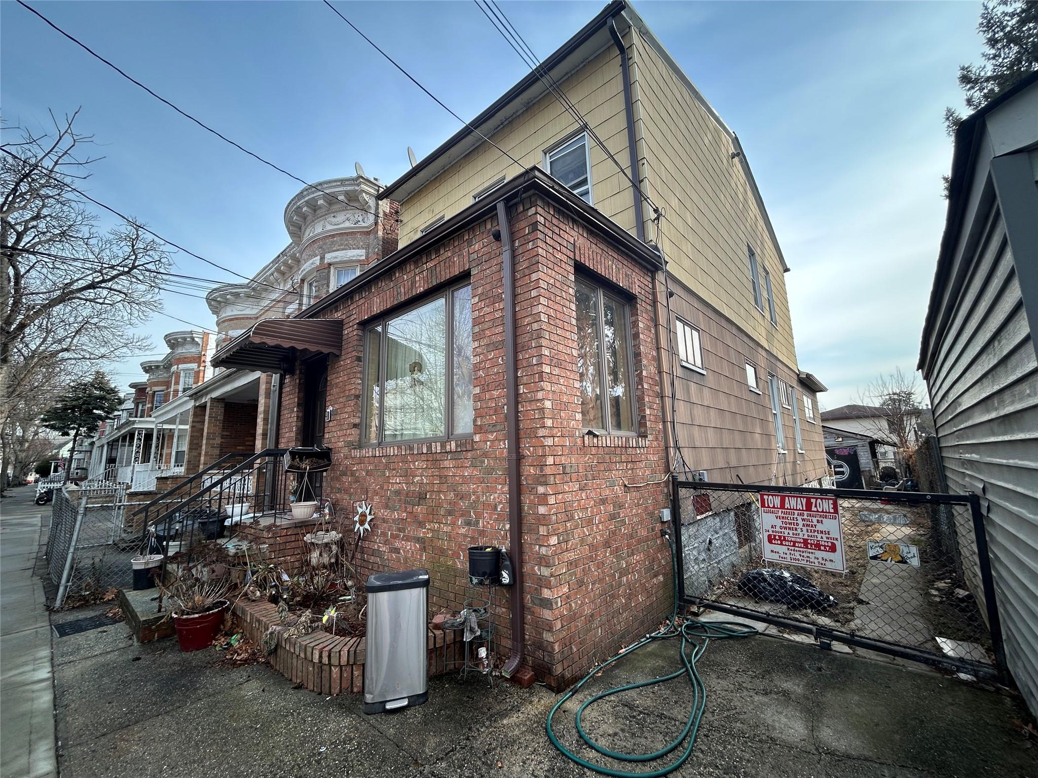 76-12 85th Drive Dr, Woodhaven, New York image 3