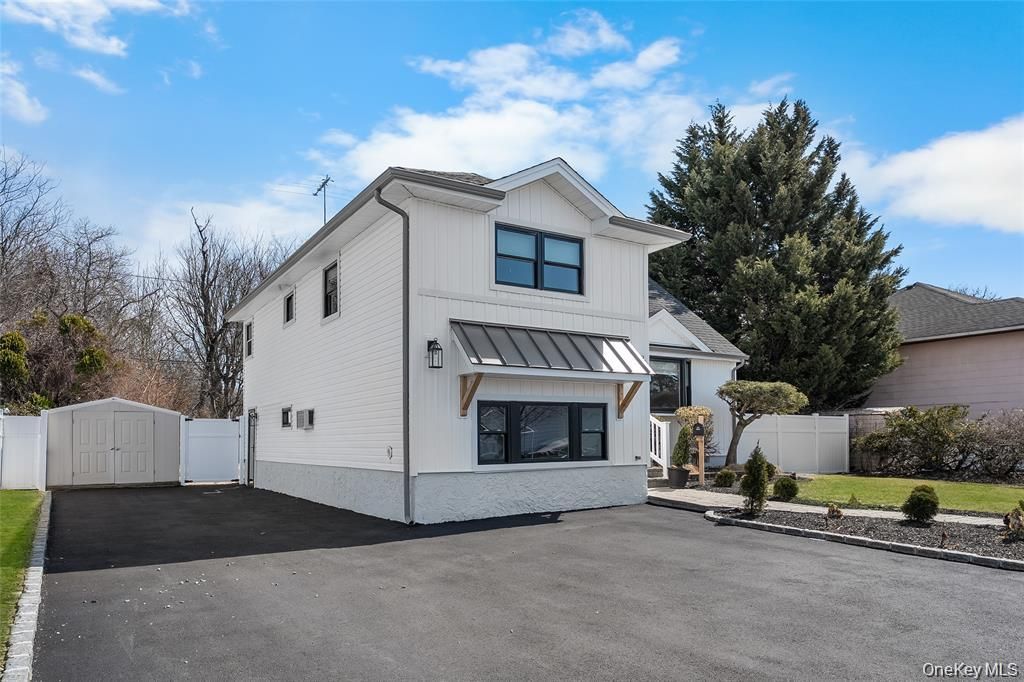Photo of 53 Elizabeth Drive, Bethpage, NY 11714 (MLS # 1029160)