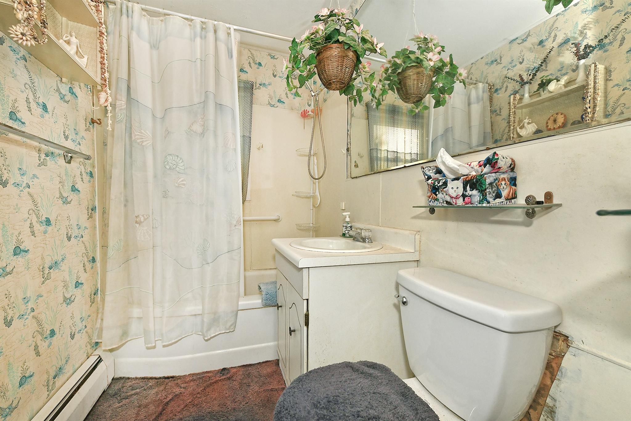 84 Knoll Lane, Levittown, New York image 12