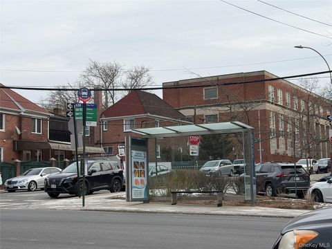 102-05 63rd Road Forest Hills NY 11375