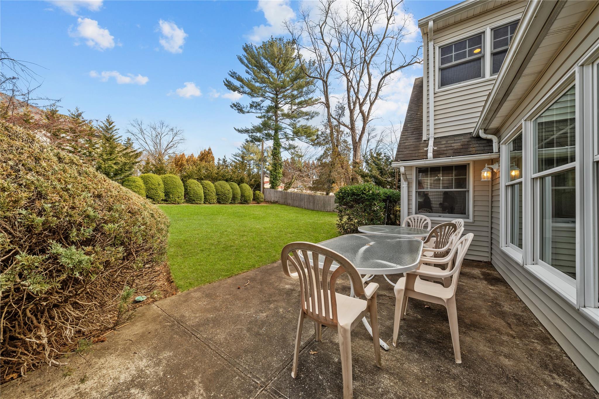 19 Strawberry Lane, Roslyn Heights, New York image 39