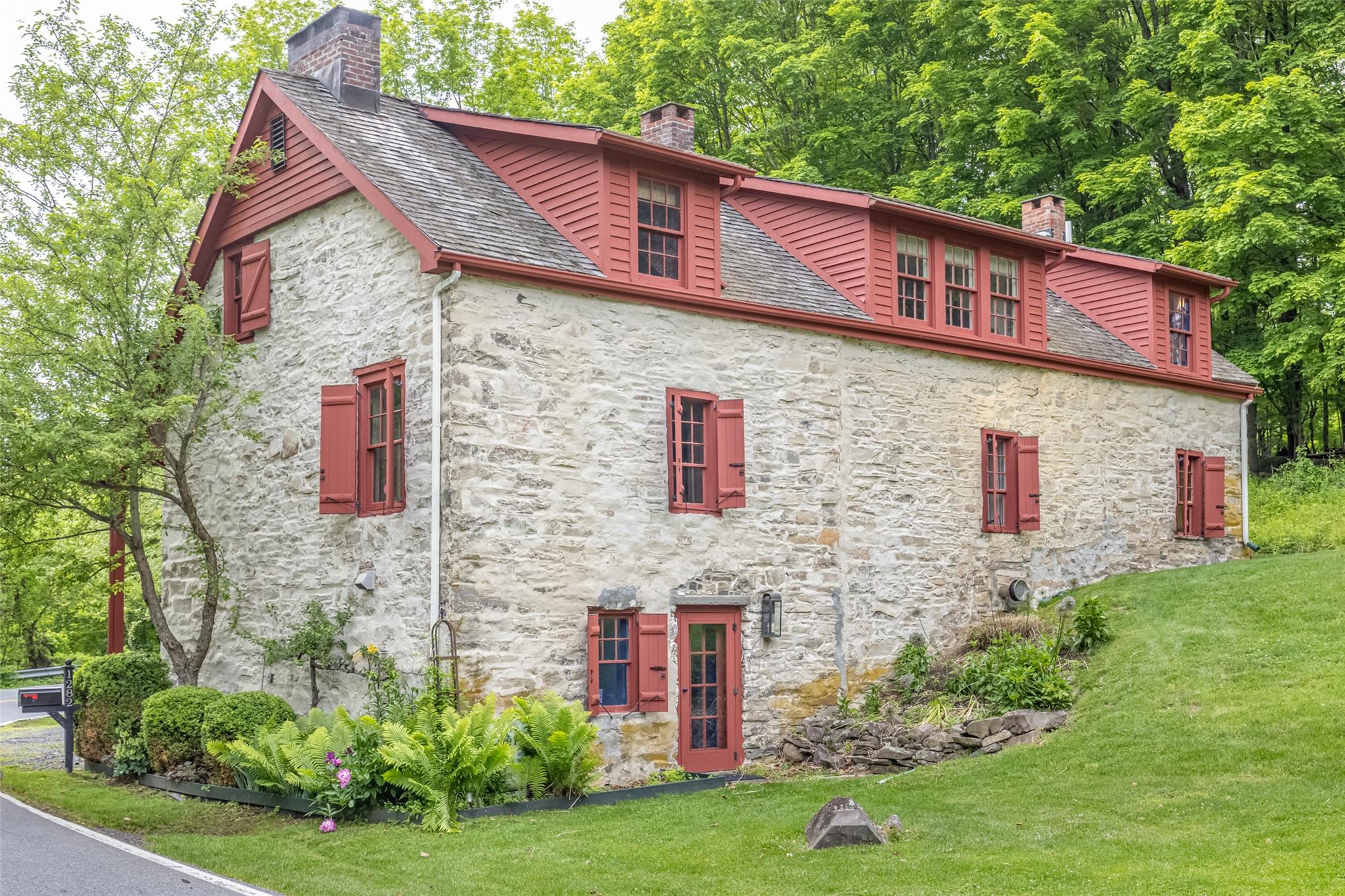 1282 Old Post Road, Ulster Park, New York image 4