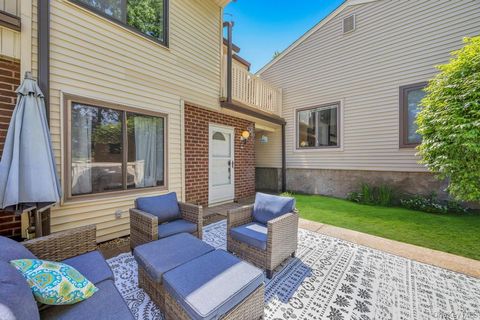 Condo For Sale - 222 Birchwood Road<br/> Coram, NY 11727