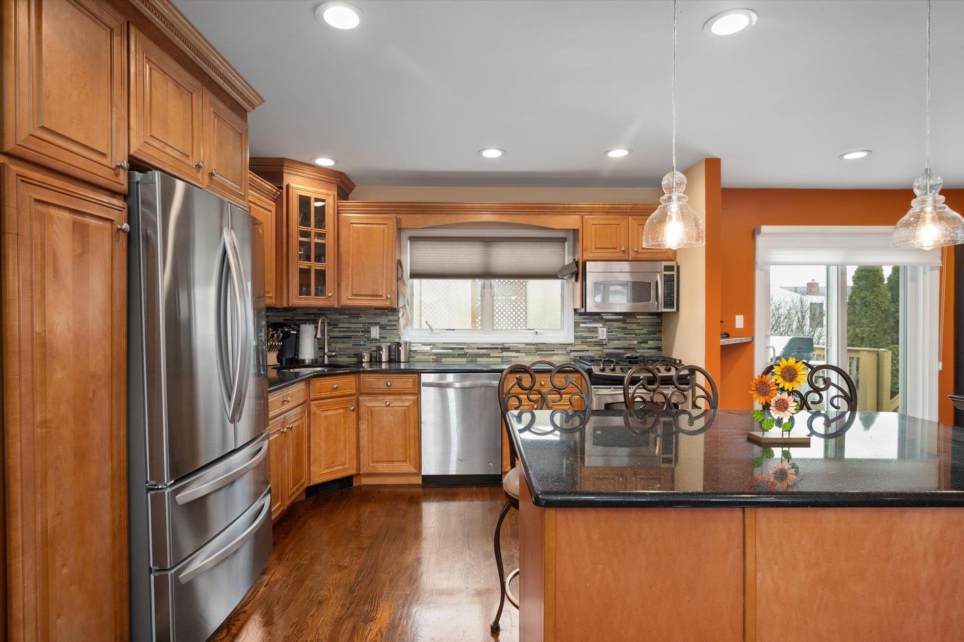 18 Scherer Street, Bethpage, New York image 4