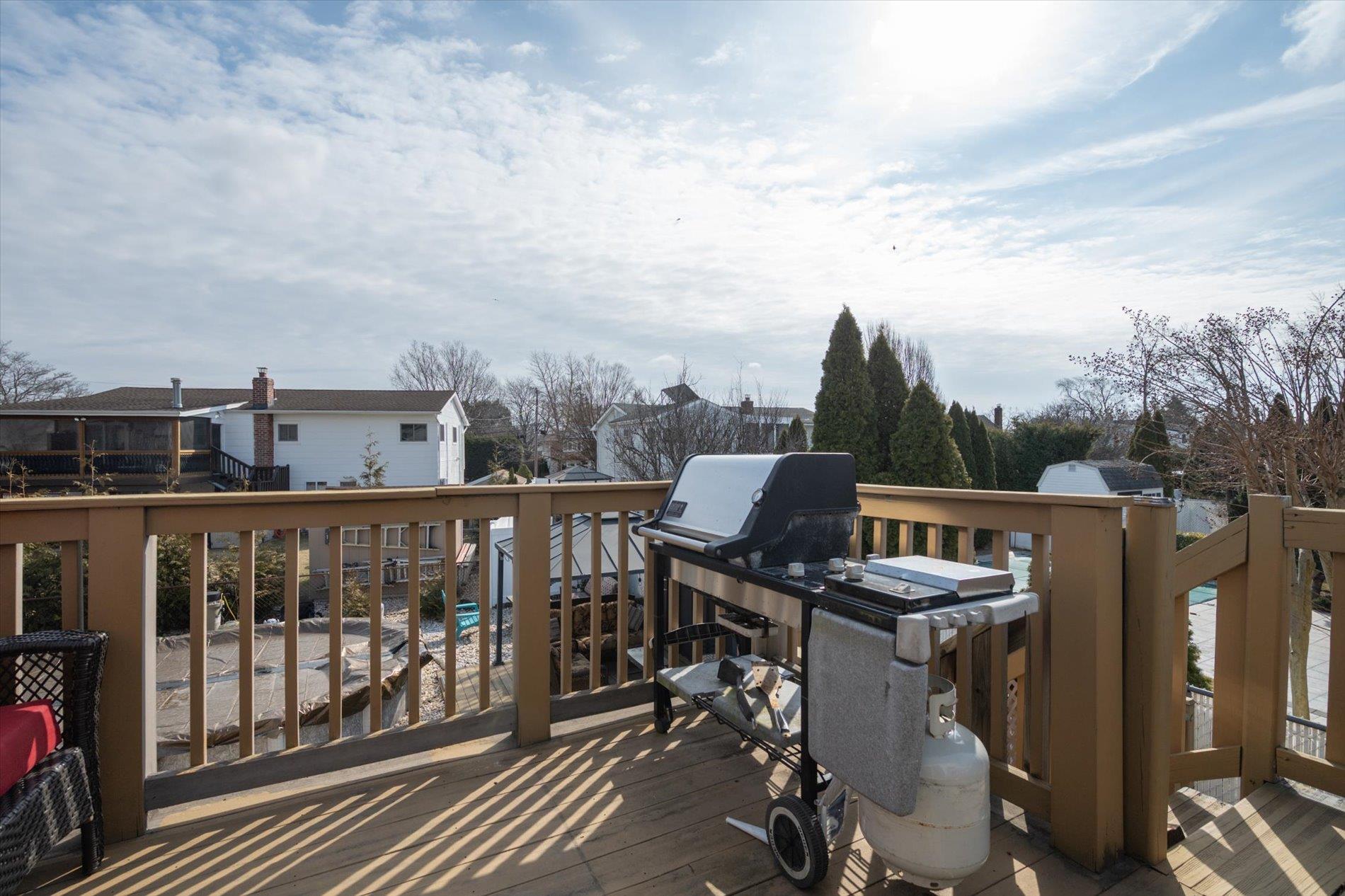 18 Scherer Street, Bethpage, New York image 28