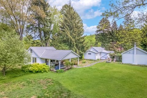158 Esopus Creek Rd Saugerties NY 12477