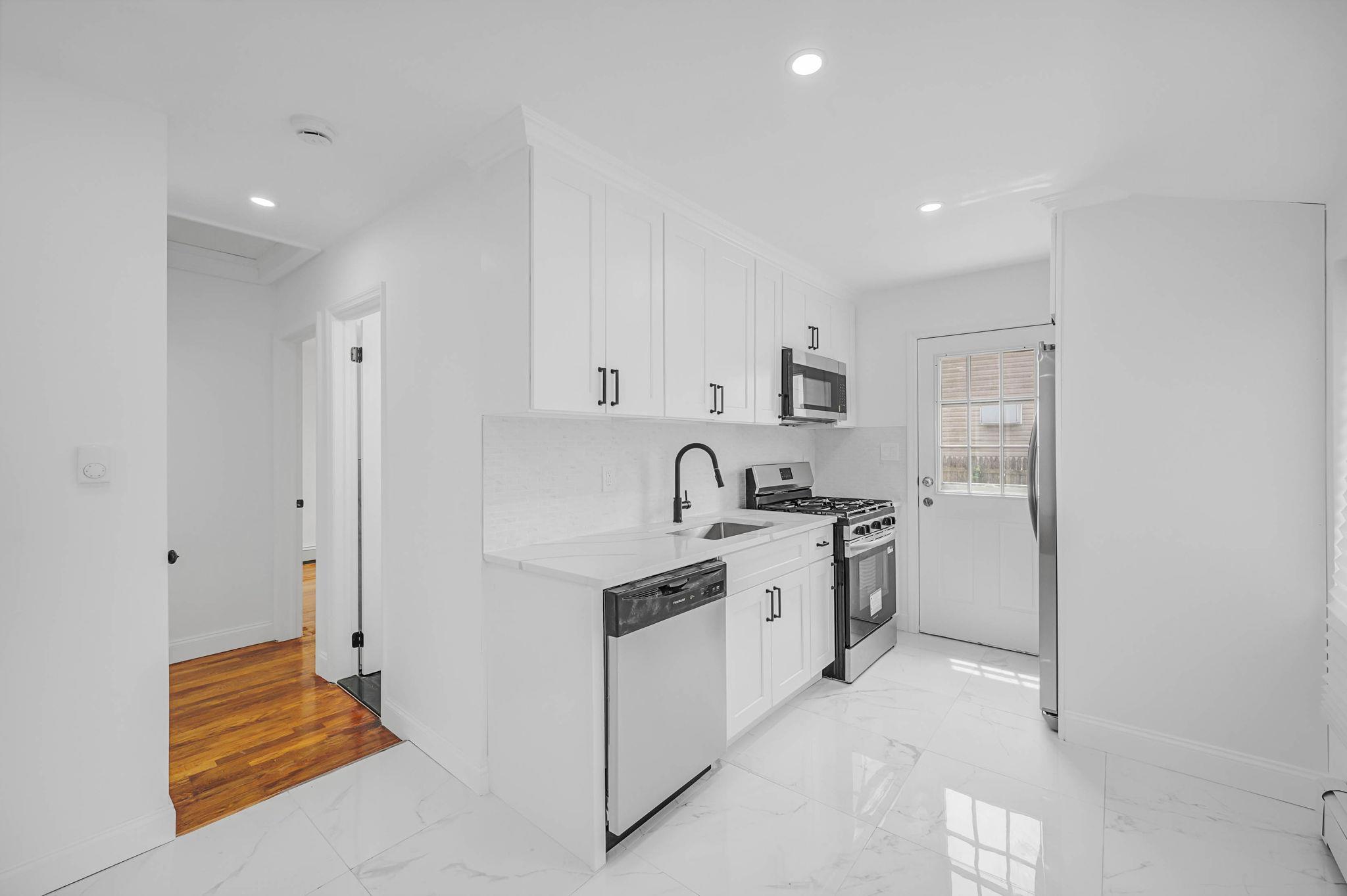 193 Hilltop Drive, Brentwood, New York image 10