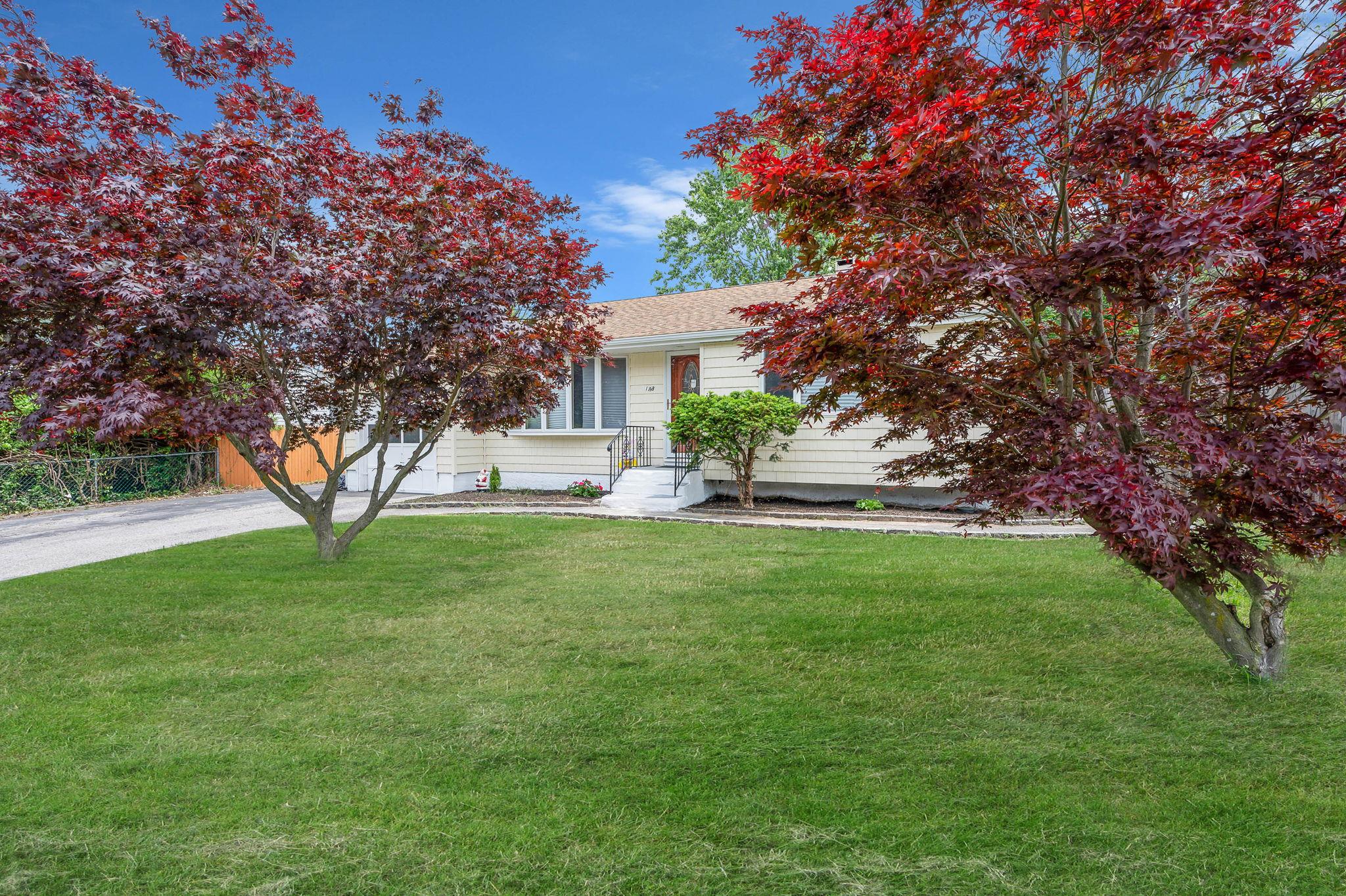 193 Hilltop Drive, Brentwood, New York image 4