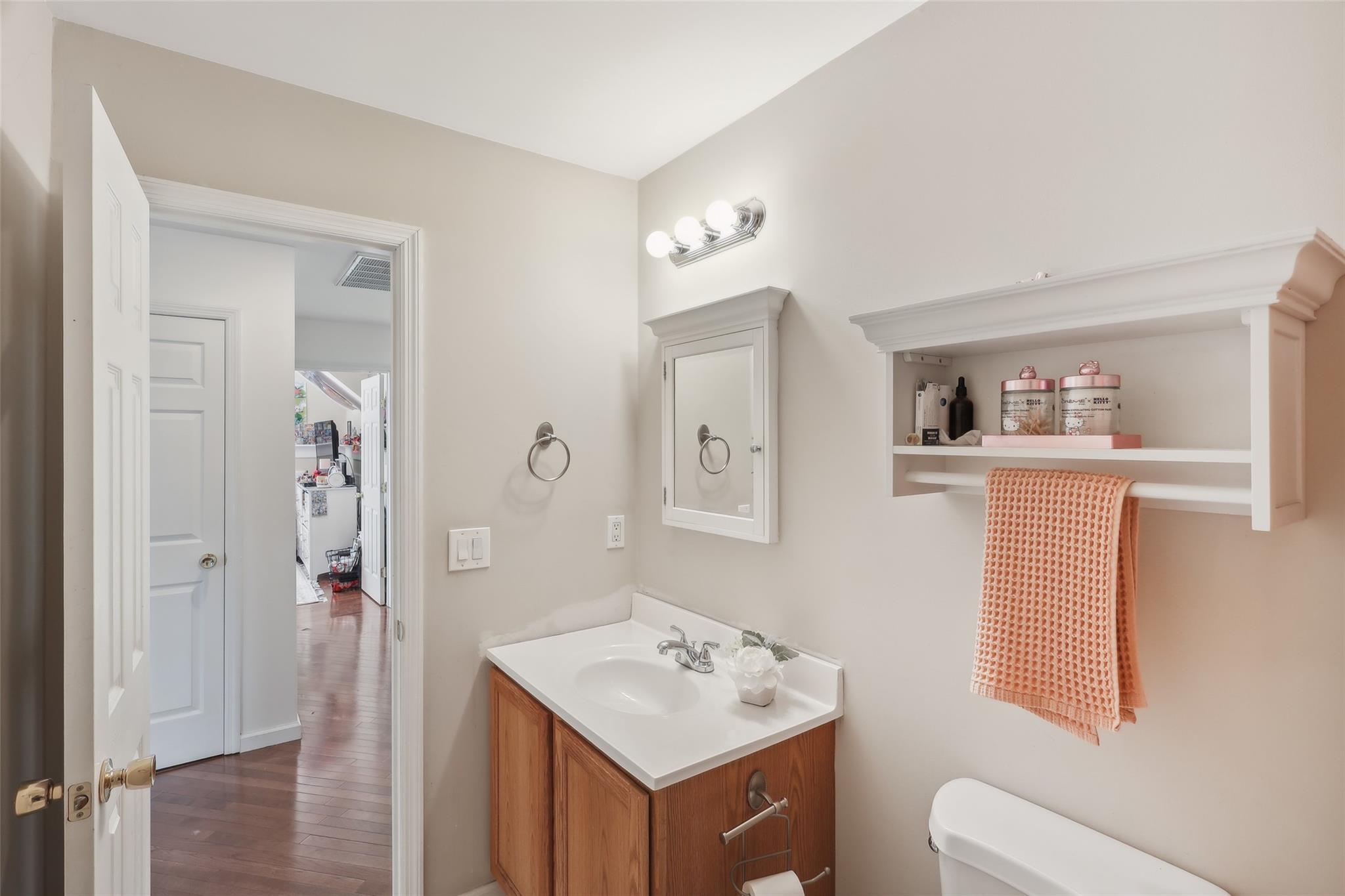20 Mercer Street, Port Jefferson Station, New York image 32