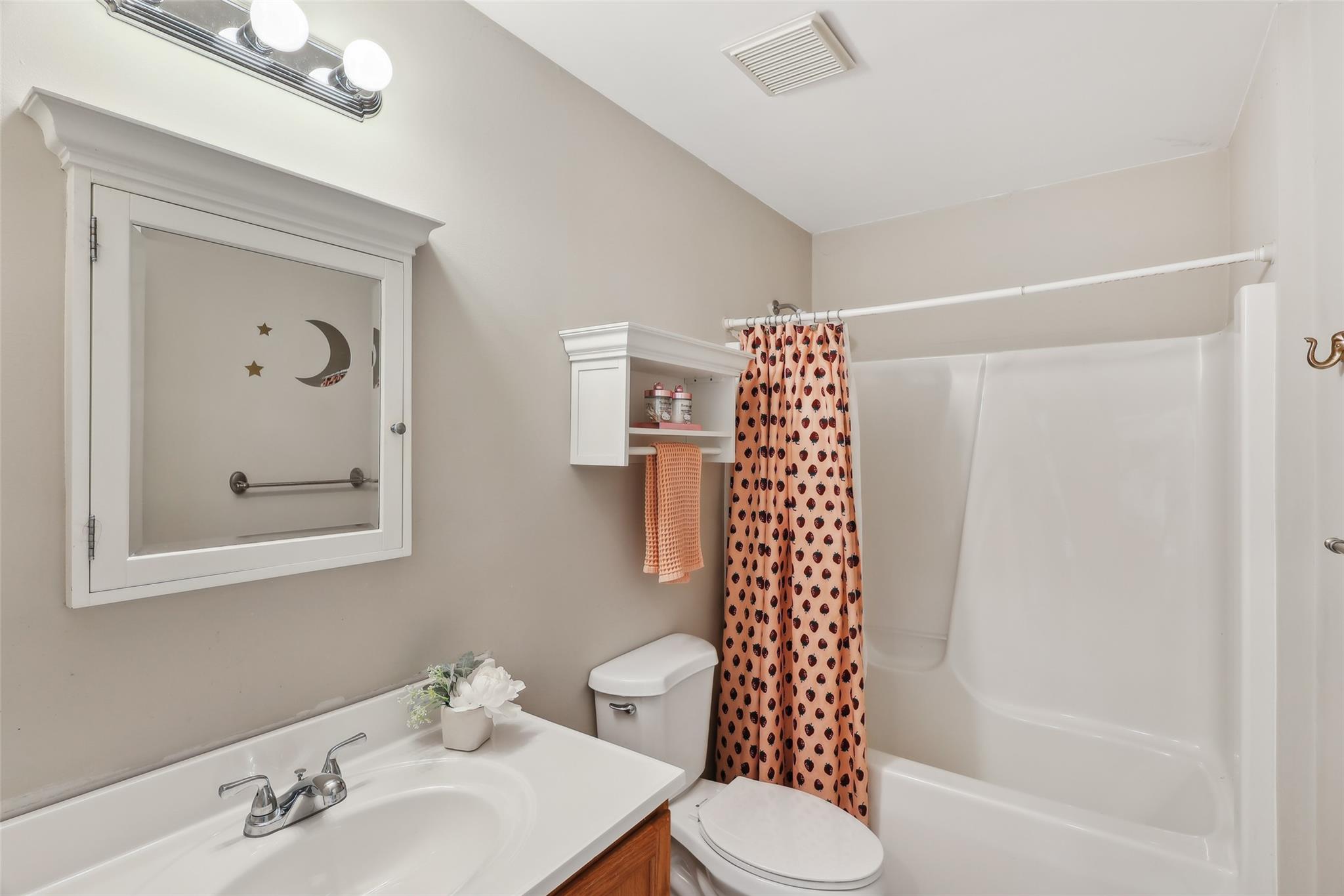 20 Mercer Street, Port Jefferson Station, New York image 31