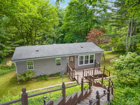 Mobile Home For Sale - 36 Prospect Street<br/> Ulster County, Marlboro, NY 12542