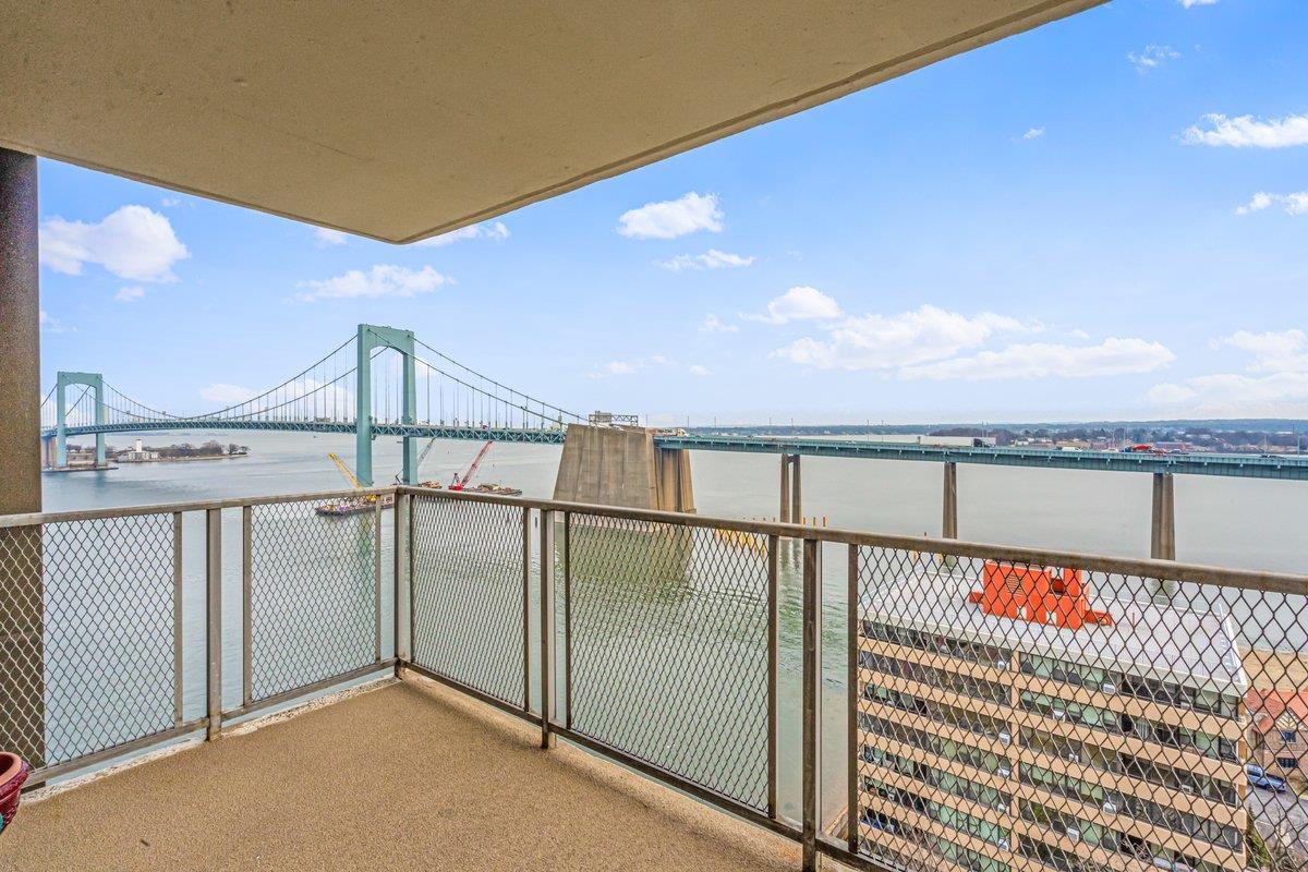 Property for Sale at Powells Cove Boulevard 16M, Beechhurst, Queens, NY - Bedrooms: 2 
Bathrooms: 2 
Rooms: 5  - $639,000