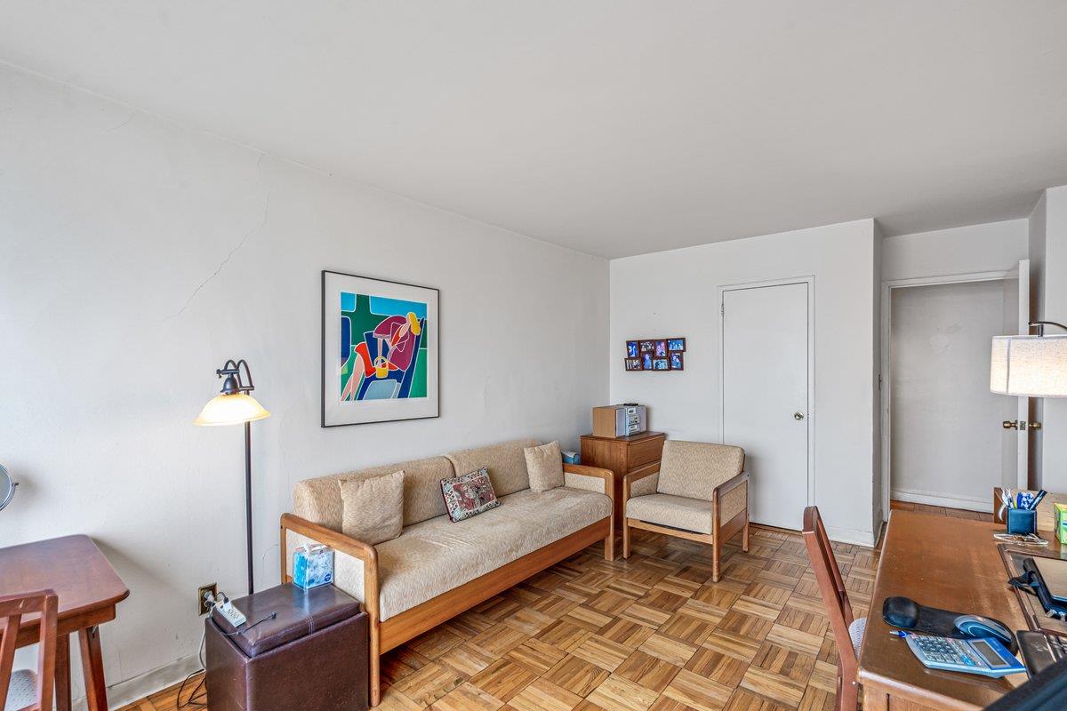 166-25 Powells Cove Boulevard #16M, Beechhurst, New York image 4
