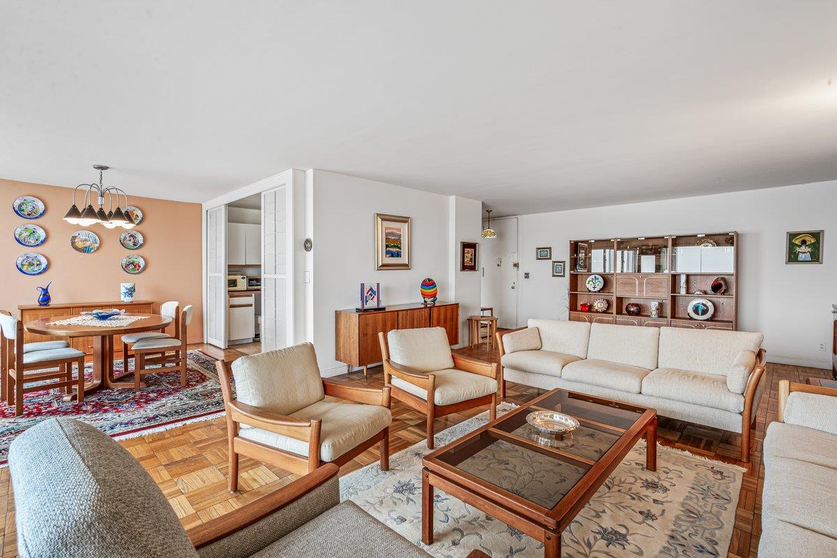 166-25 Powells Cove Boulevard #16M, Beechhurst, New York image 2