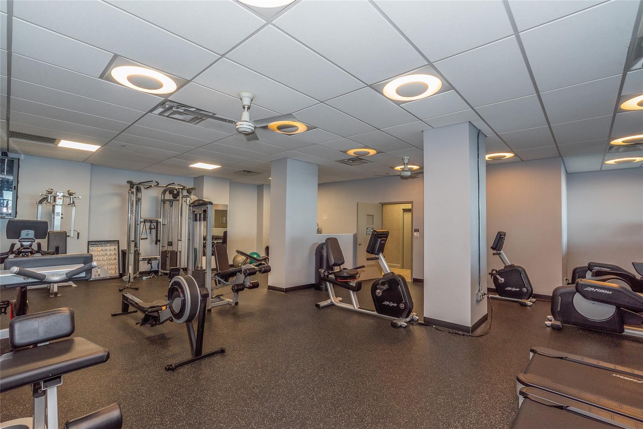 166-25 Powells Cove Boulevard #16M, Beechhurst, New York image 21
