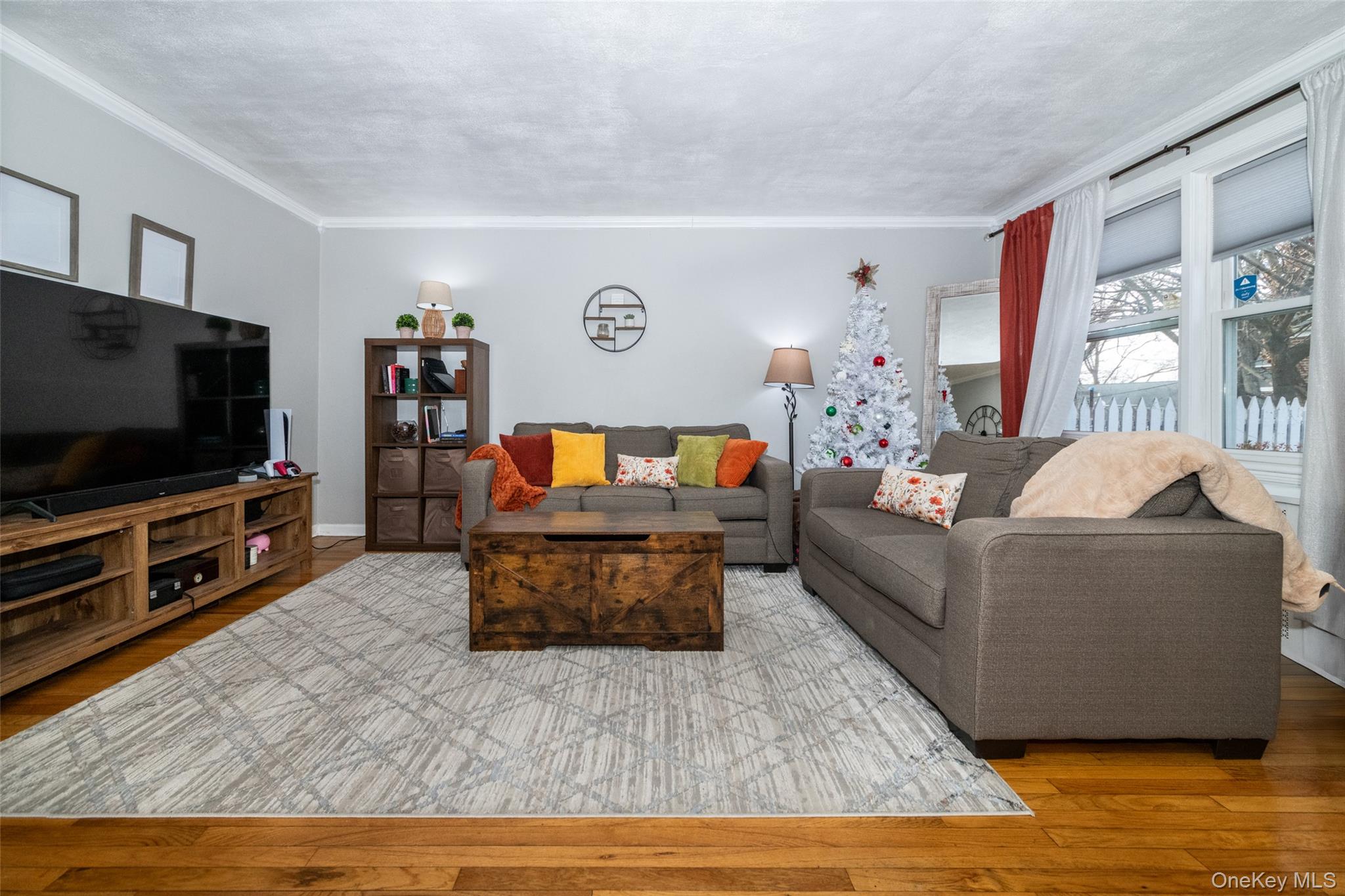 100 Hilltop Acres 100