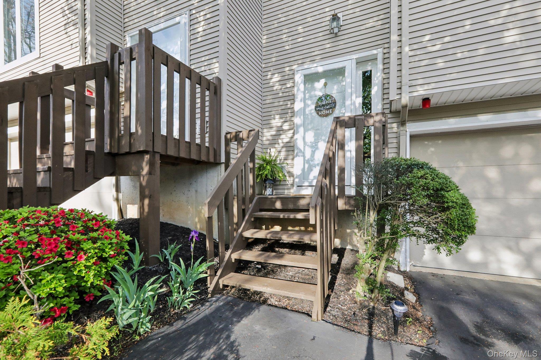 102 Leif Boulevard