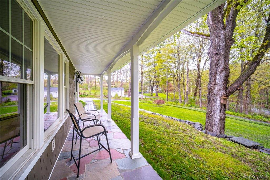 287 Hunns Lake Road