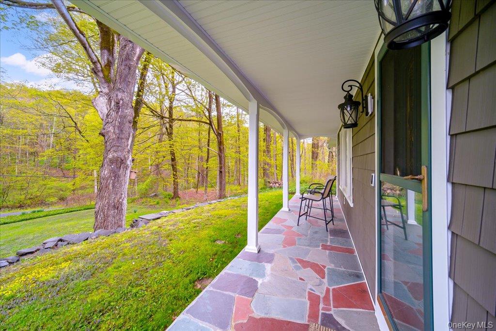 287 Hunns Lake Road