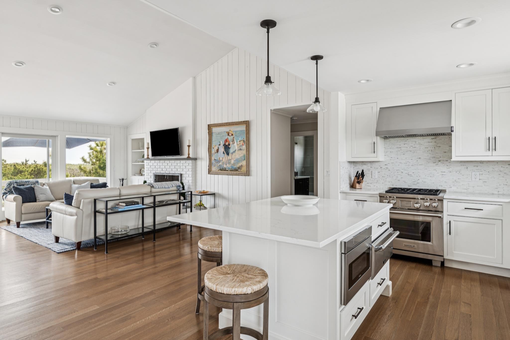 355 Dune Rd