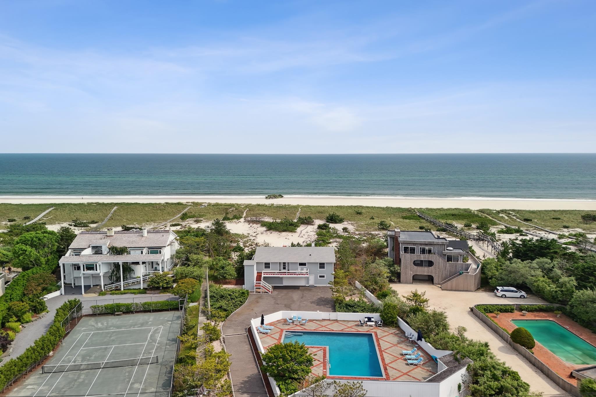Dune Rd Rd, Westhampton Beach, Hamptons, NY - 5 Bedrooms  
4 Bathrooms - 