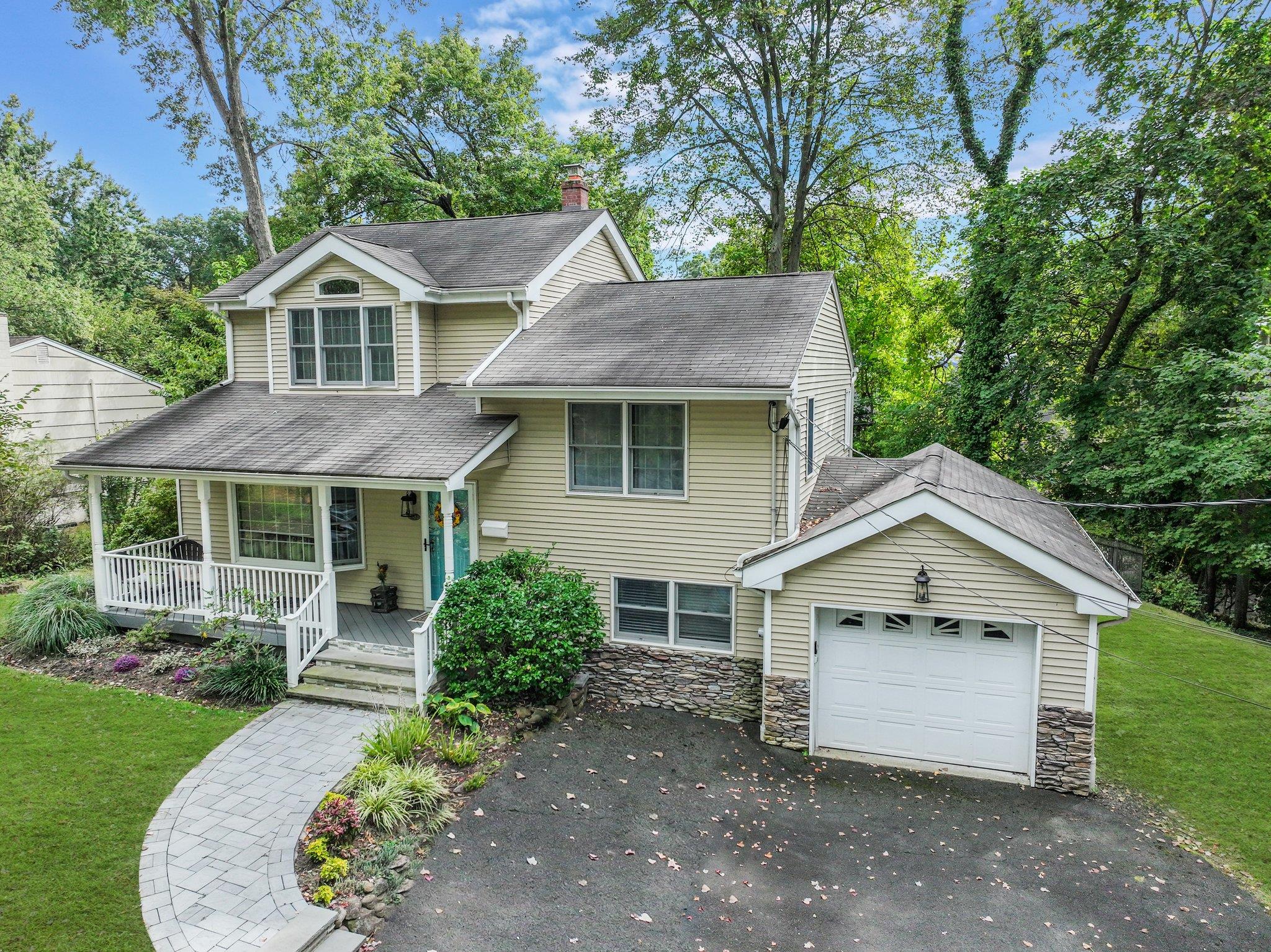 187 Austin Avenue, Tappan, New York image 4