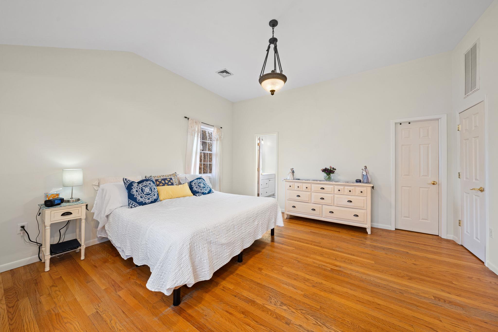 187 Austin Avenue, Tappan, New York image 23