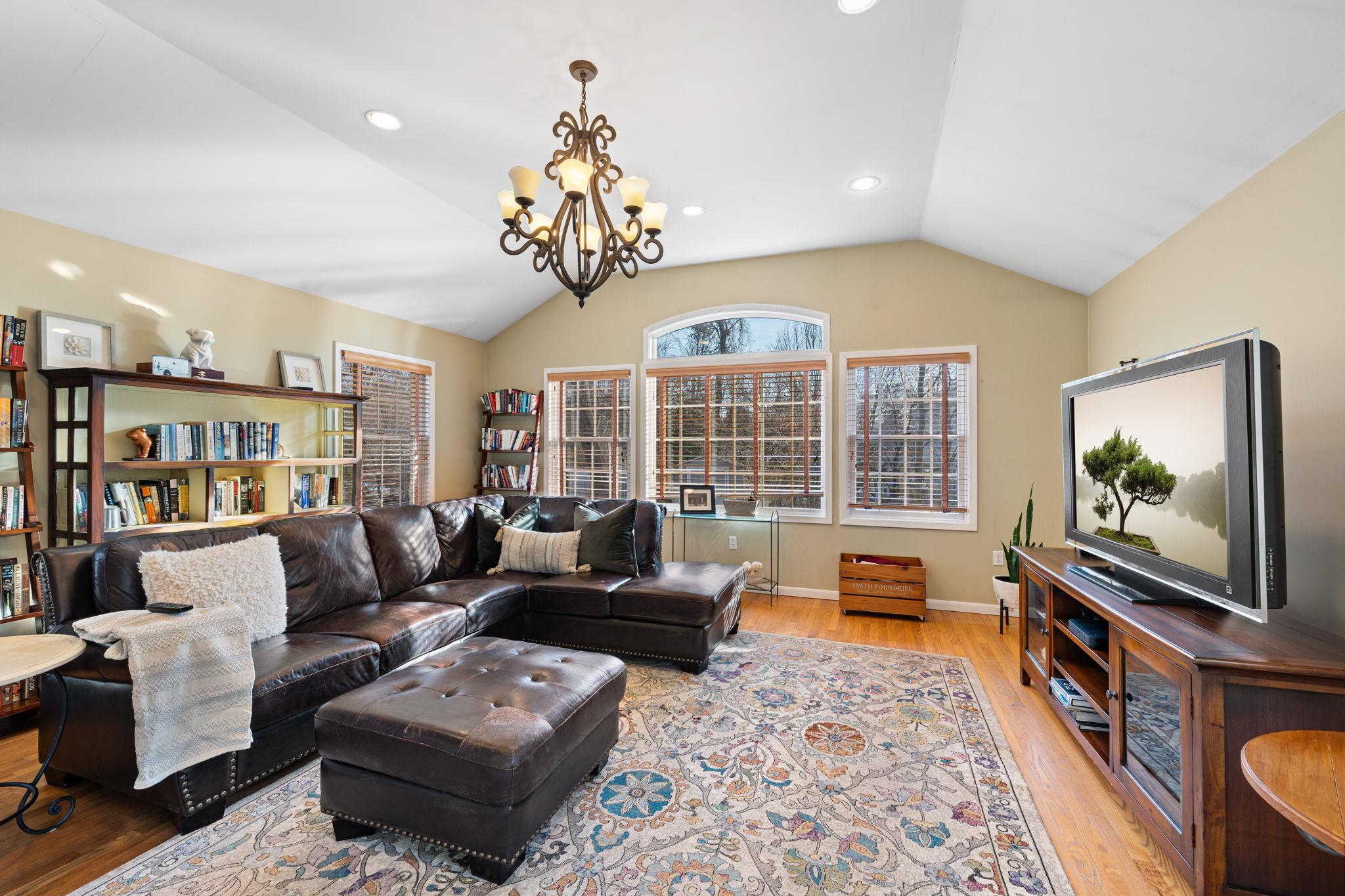 187 Austin Avenue, Tappan, New York image 12